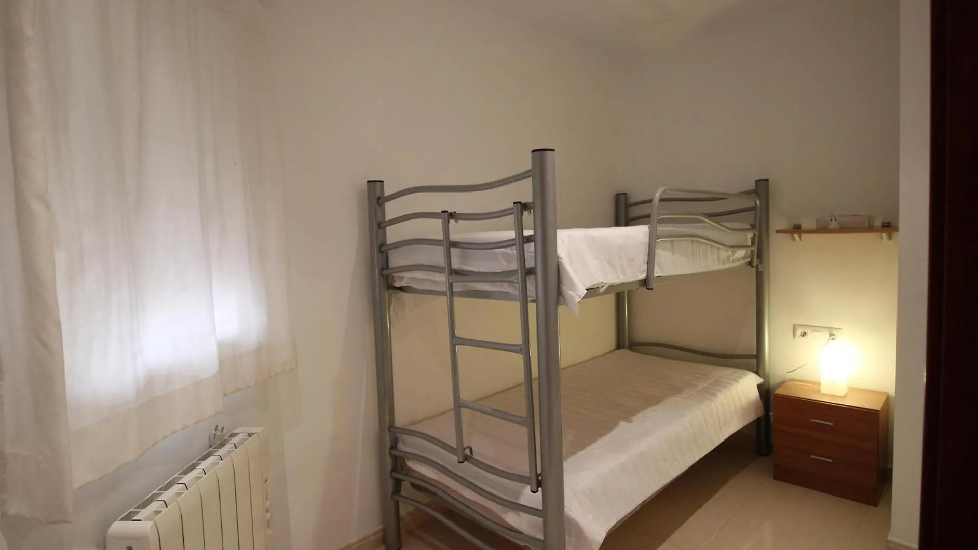 Apartment Acogedor Apto A 100M De La Playa Del Port, Con Garaje Y Vistas A La Montana - Es-228-2 Llanca Spain